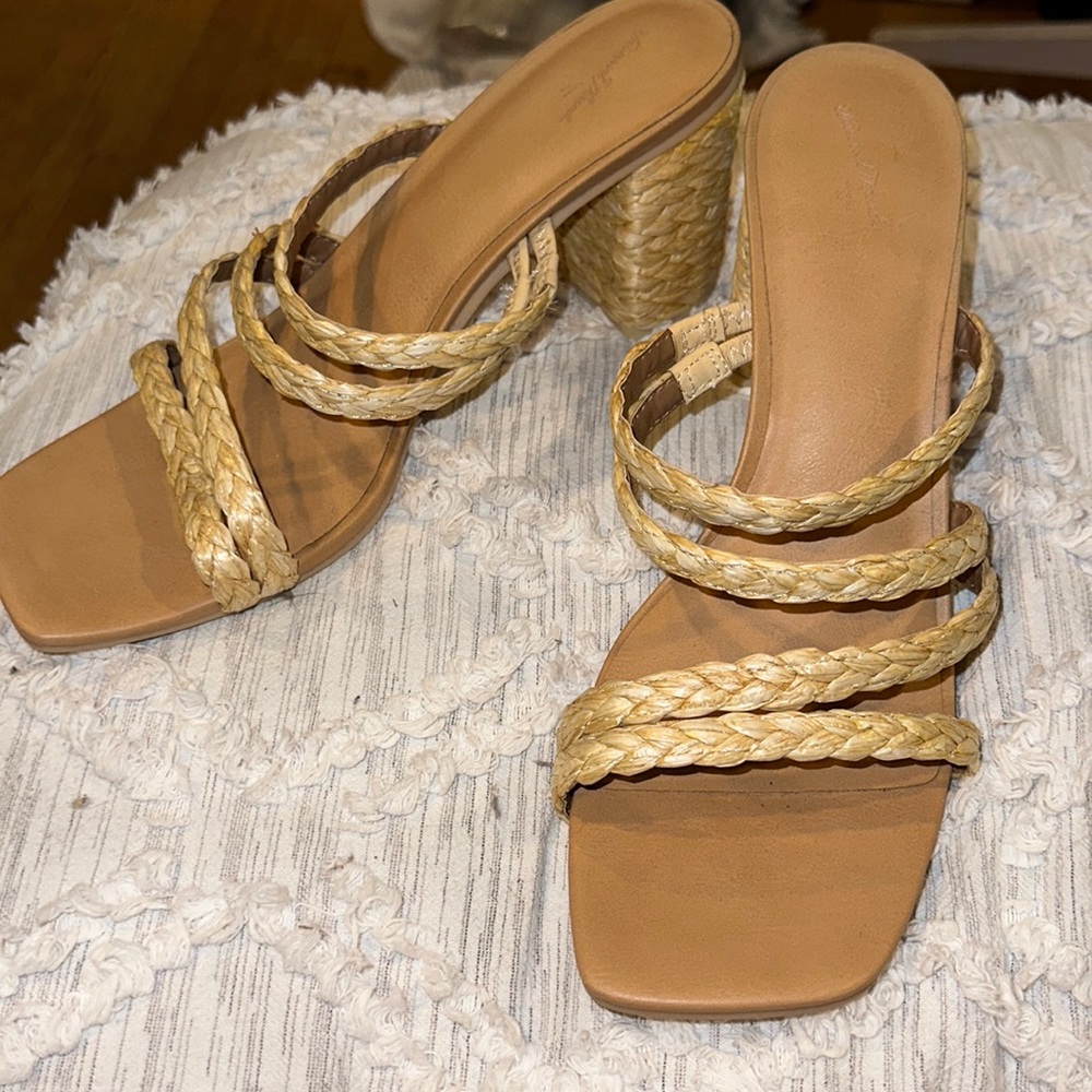 Womens braided block wedge sandal